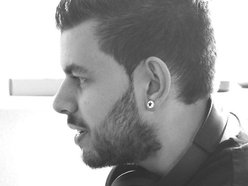 Adam Farquharson Music