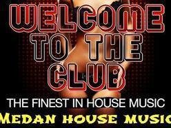 Deejay Benny On The Mix