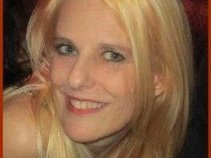 Kelly Hamilton