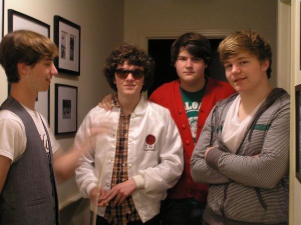 ReverbNation profile picture for @signals