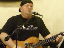 Frankie Oliver Singer / Songwriter