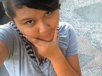 Astry Feby Sebayang { SingeL WoLes }