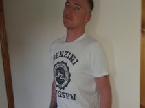 Dj Daryl Lewis