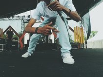 NyOng Indit