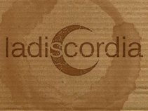 Ladiscordia