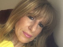 LISA STURNIOLO