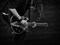 Justin S Davis