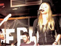 Clea De Sebrock - band
