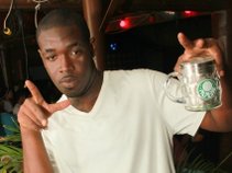mugzy lorenzo barnes