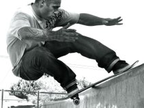 Damien Gibson