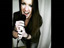 Holly Godarkli