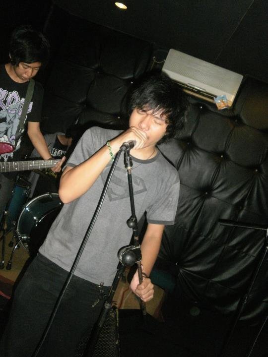 ReverbNation profile picture for @explanations