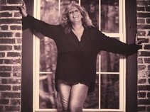 Cher LaGattuta