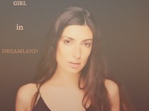 Girl in Dreamland