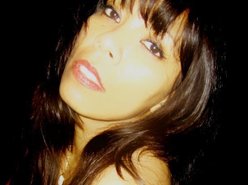 Angela De Cruz