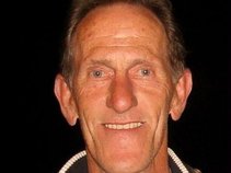 David McMullen (DJMCMUSIC)