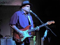 Snakeboy Johnson Band