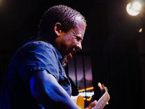 Garrick Davis World Blues