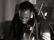 T-Ray the Violinist
