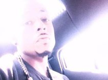 LOUiE FONzO