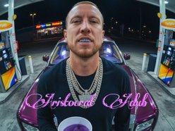 Aristocrat Adub ©®