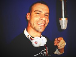 CUSTOM DJ DROPS BY ROCK G