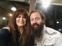 Ace & RoXy 'Rock N Blues' Expedition