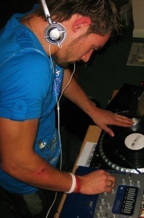 ReverbNation profile picture for @Santi