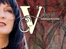 VALERIE and the DREAMCATCHERS