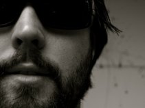 DJ Craig Heneveld