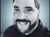 Michael Gonzalez – LoneGonzo