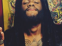 Tunnie Leon