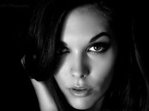 Mysti Moon