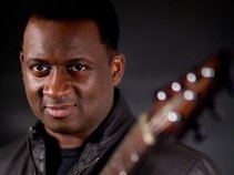 Noel Robinson