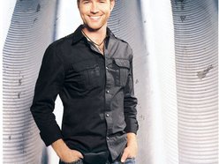 Image for Josh Turner