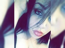 Mz Yella nycole