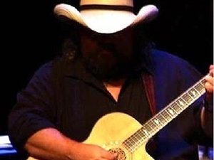 ANDY CHASE THUNDER AND LIGHTNING BAND