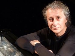 Dmytro Morykit - pianist/composer