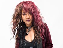 Emyna the Rock Queen