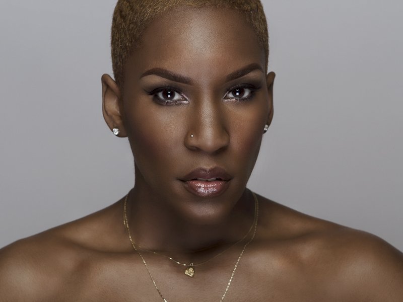 1378162152_Liv_Warfield-031.