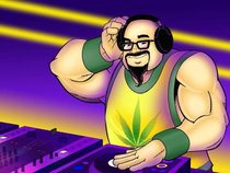 KMEC105.1FM