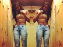 Desiree Sharee'n