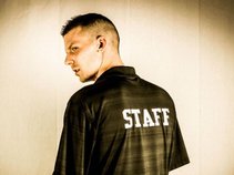 J-Mr.Top Flight-Moon