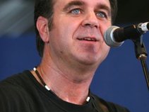 Derek Aramburu