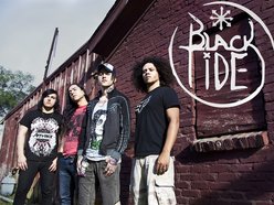 BLACK TIDE