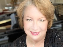 Deborah Kay Pianist/Vocalist