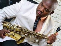 Saxophonist Dwan Bosman
