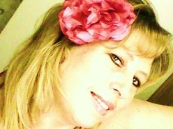 Malindia Shoptaw/Songwriter