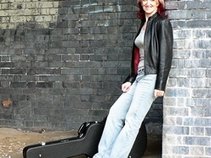 Joanna Lyon