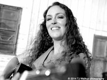 Shaana